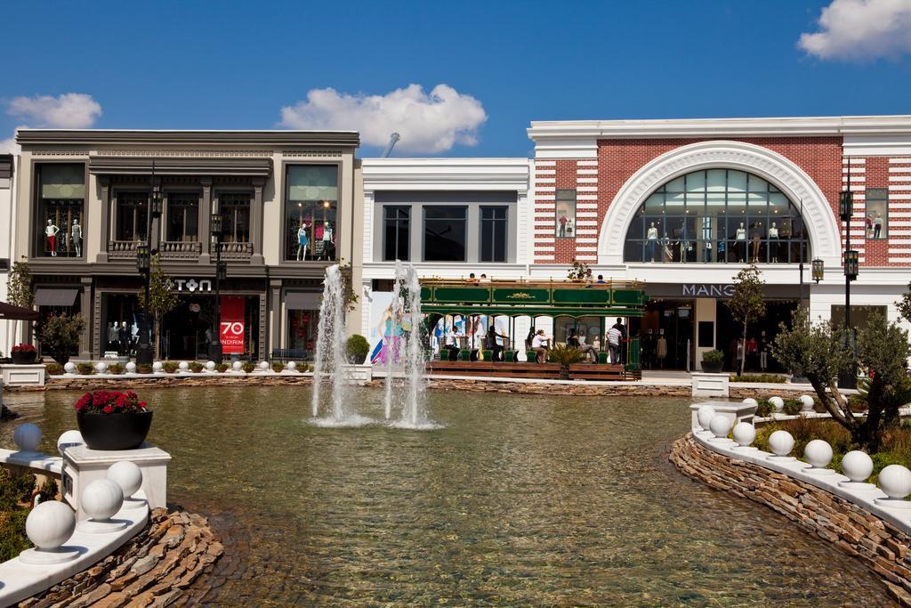 Vialand Palace Hotel Istambul Exterior foto